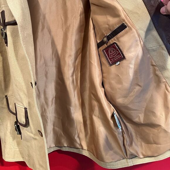 Women's Vintage Arandu Utility Leather Jacket - Picture 15 of 17